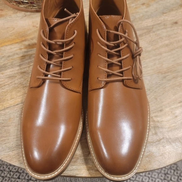 NWOT Men's Kenneth Cole Reaction Parker Chukka Boots - Picture 2 of 5